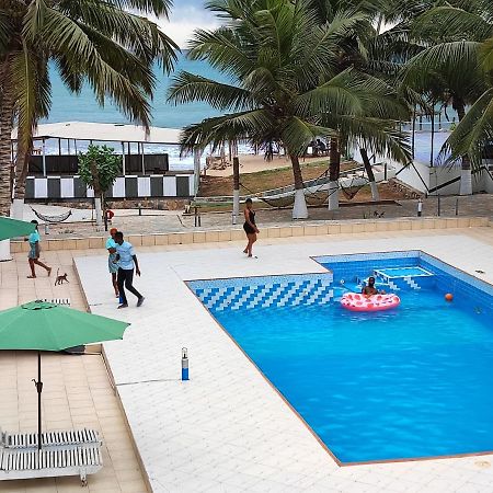 Ellisa Hospitality And Spa Hotel Accra Exterior foto