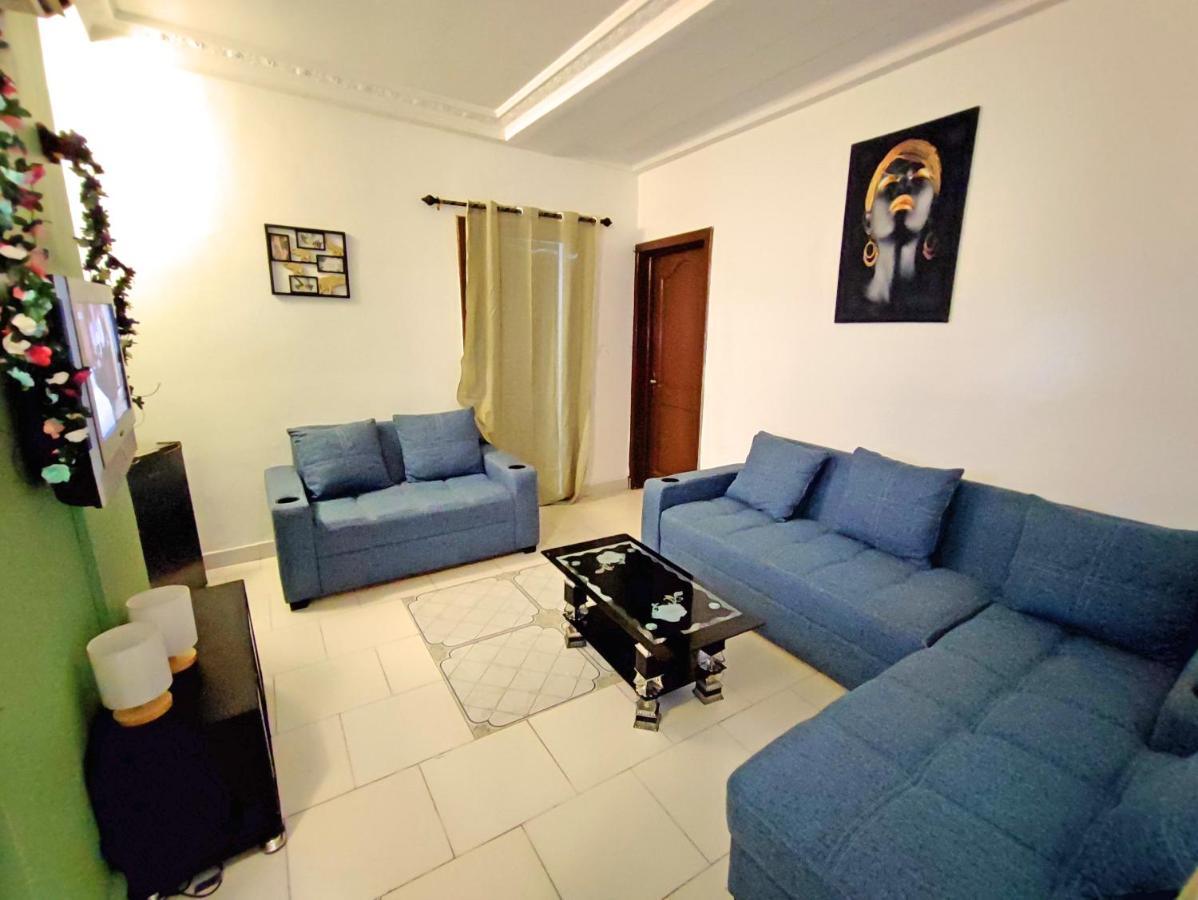 Ellisa Hospitality And Spa Hotel Accra Exterior foto