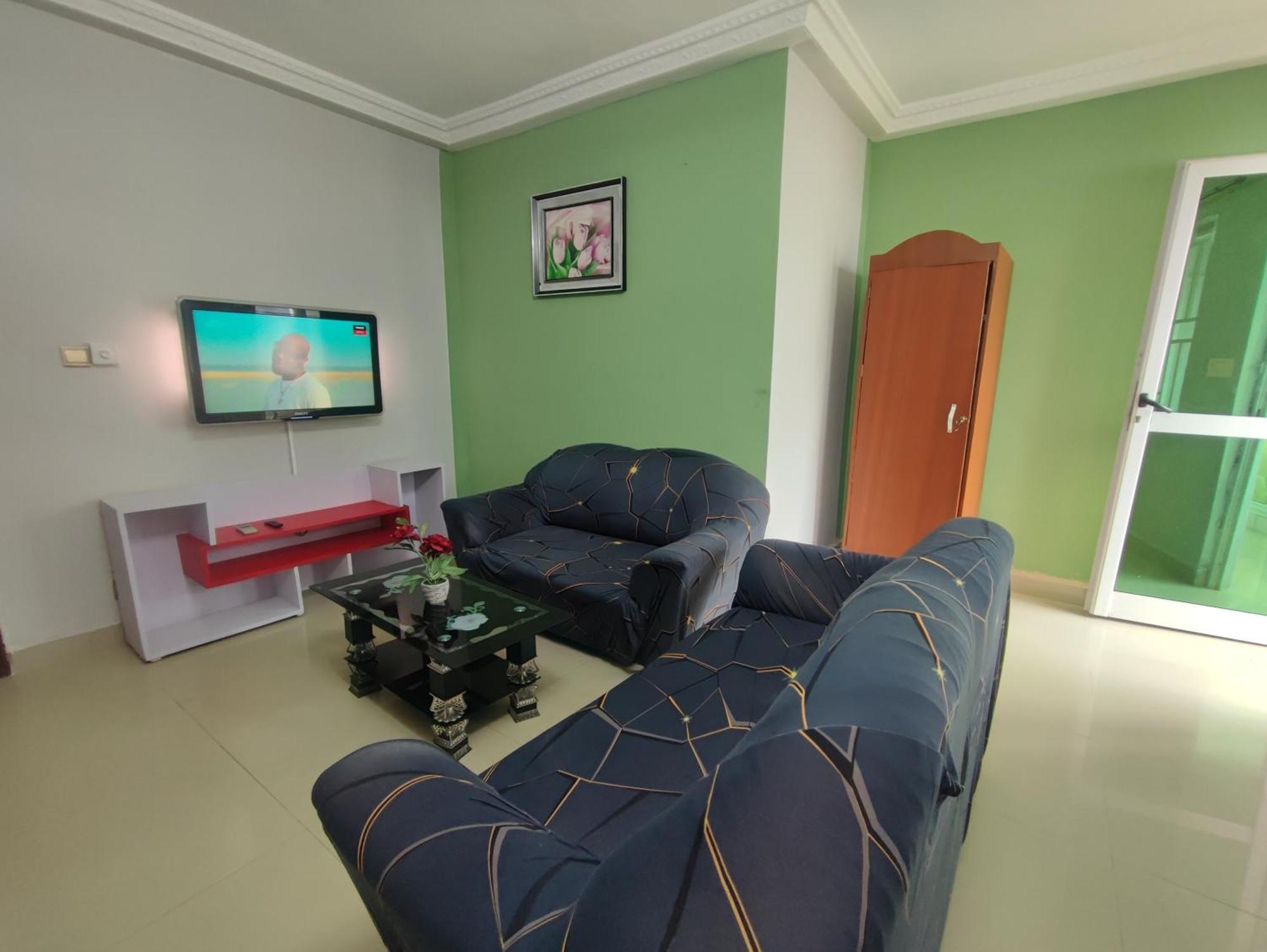 Ellisa Hospitality And Spa Hotel Accra Exterior foto