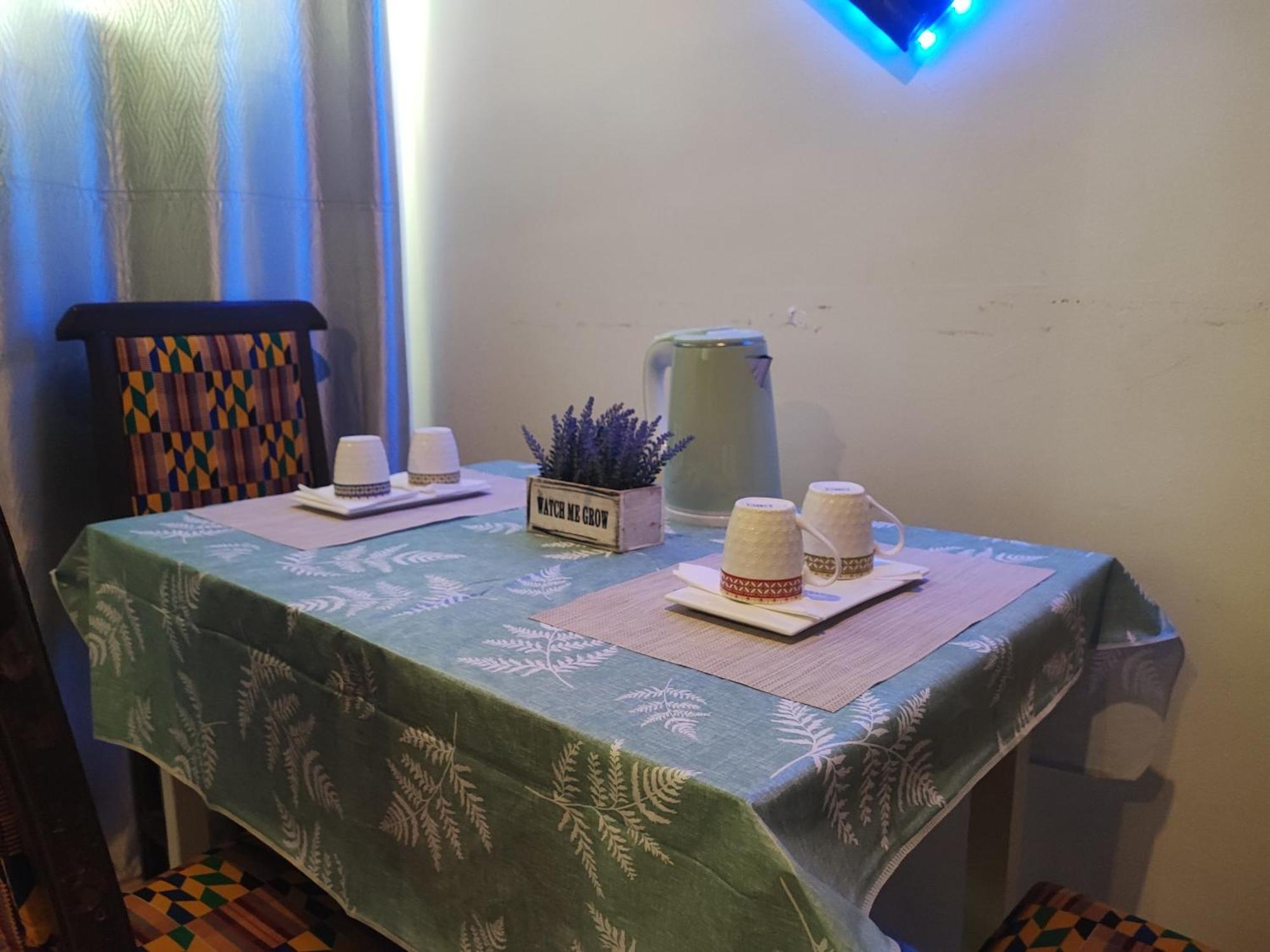 Ellisa Hospitality And Spa Hotel Accra Exterior foto