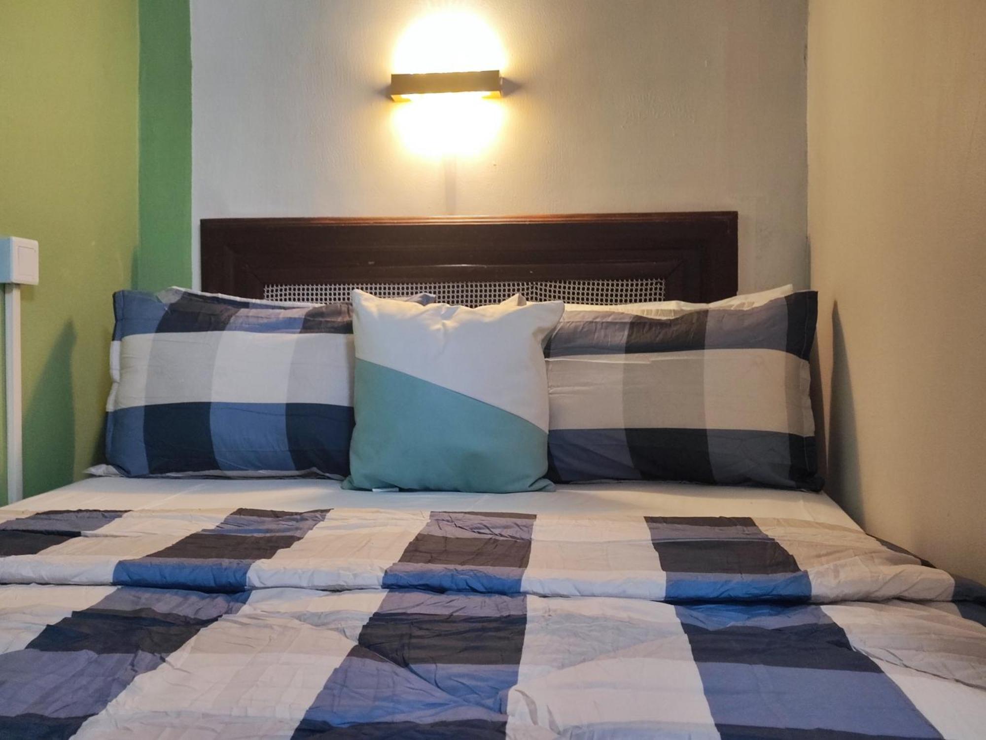 Ellisa Hospitality And Spa Hotel Accra Exterior foto