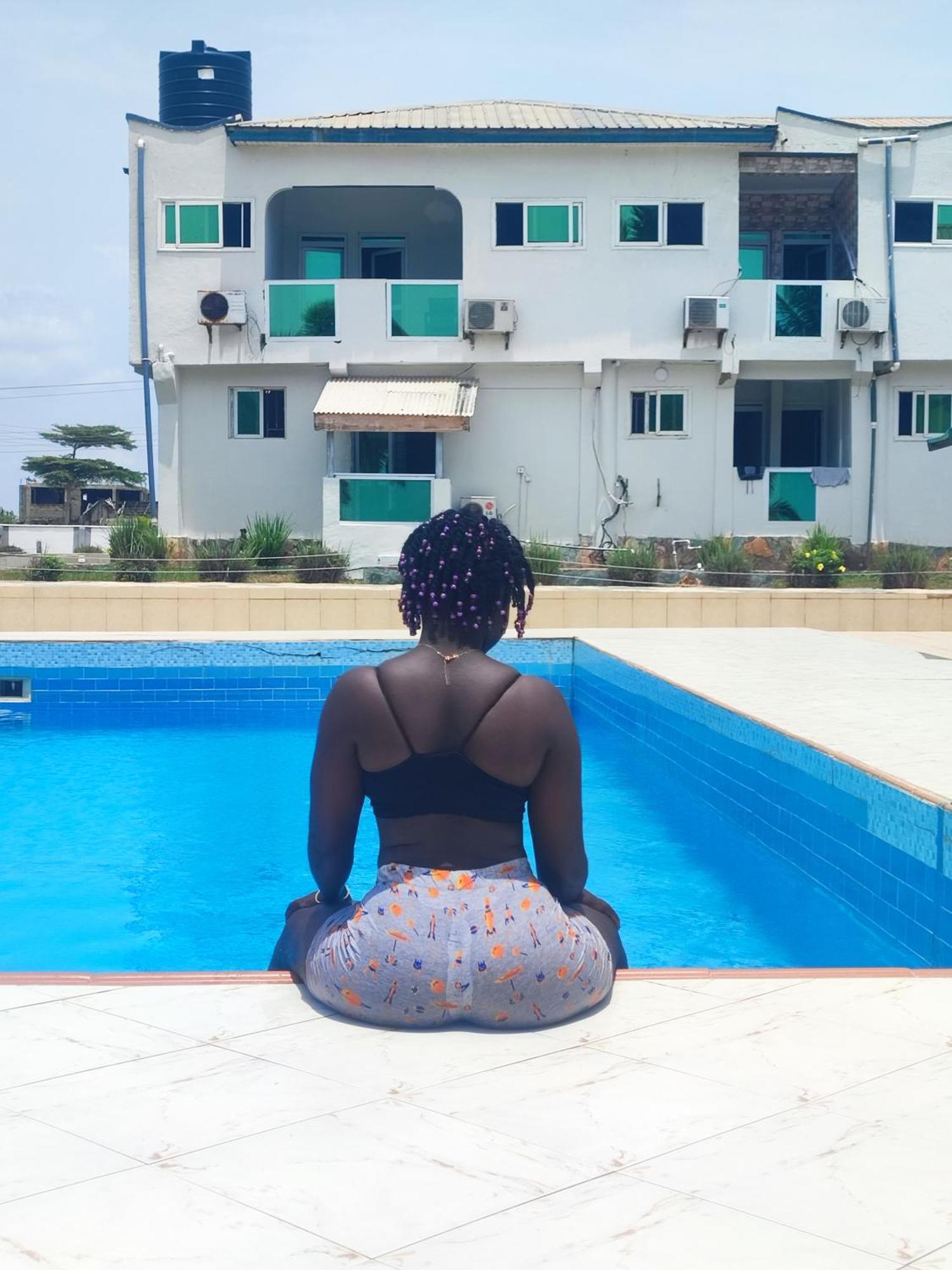 Ellisa Hospitality And Spa Hotel Accra Exterior foto