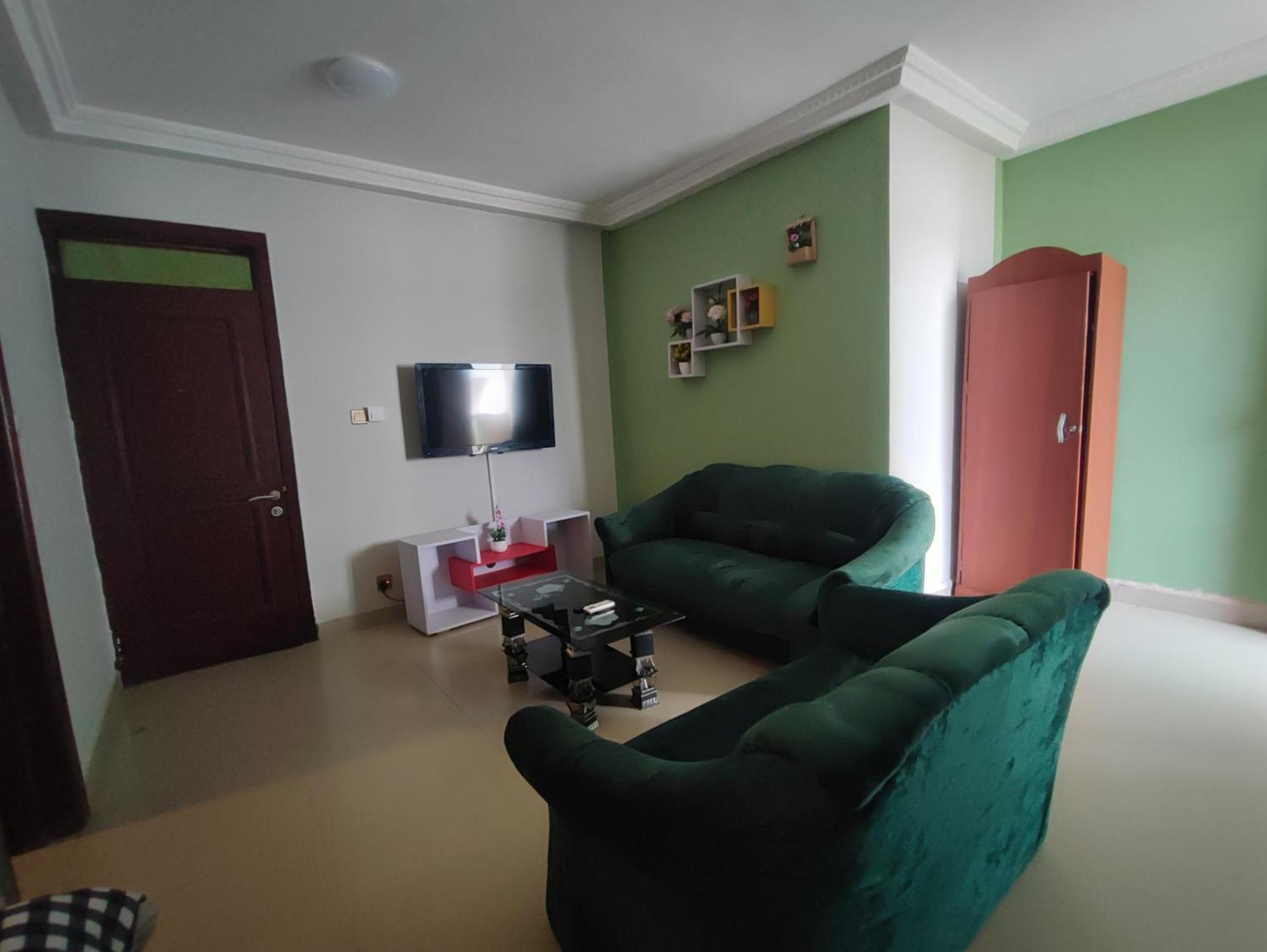 Ellisa Hospitality And Spa Hotel Accra Exterior foto